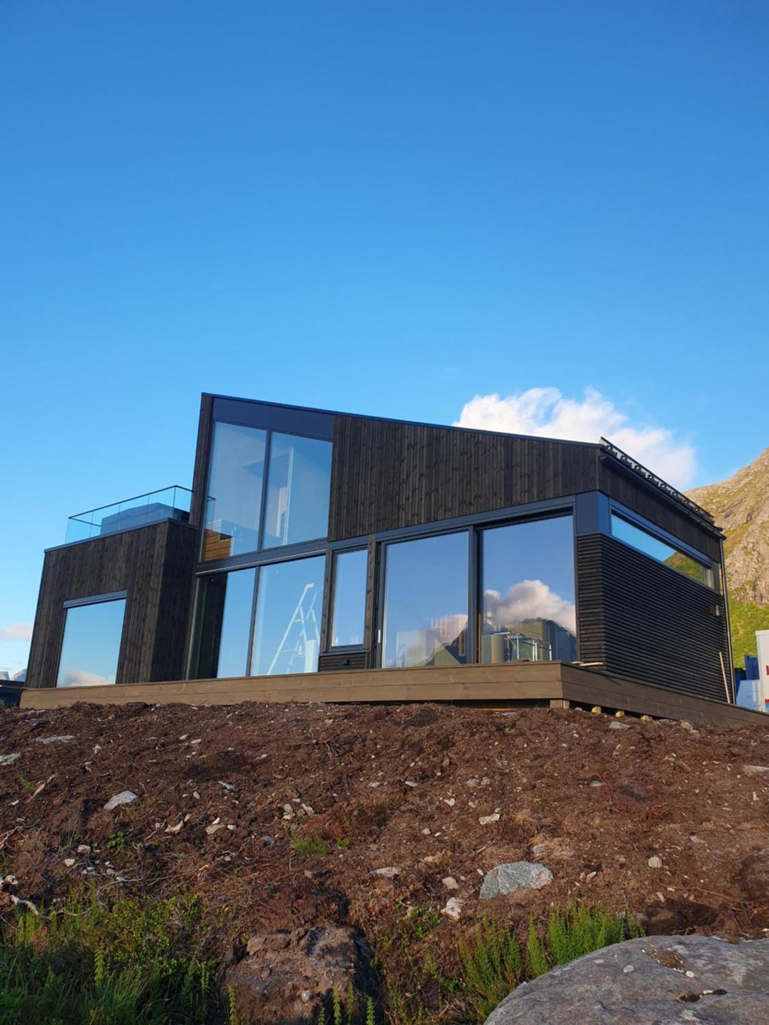 Hoda Cabin - Luxury Lodge With Jacuzzi And Sauna Lyngvaeret Exterior photo